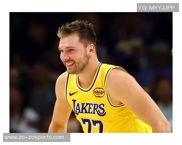 东契奇带领球队团建活动雷迪克表示积极反馈不断涌现 东契奇带领球队团建活动雷迪克表示积极反馈不断涌现