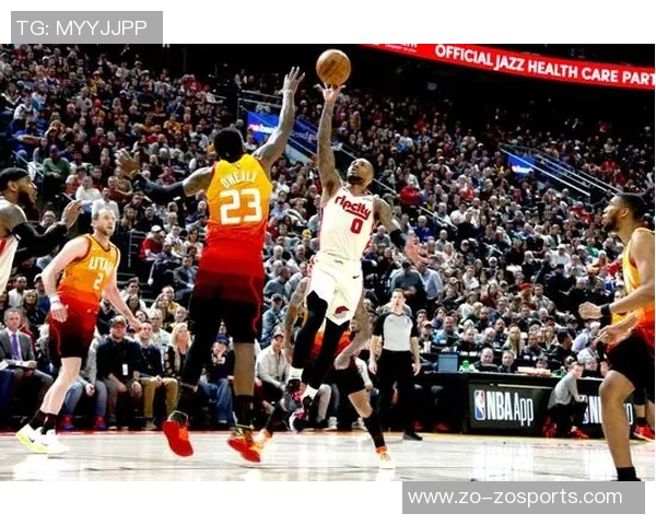 托马斯布莱恩特绝杀被帽怒推摄像头引发热议